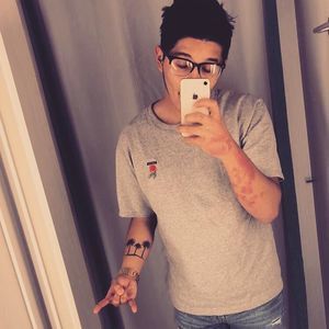 Meet your Posher, Alex